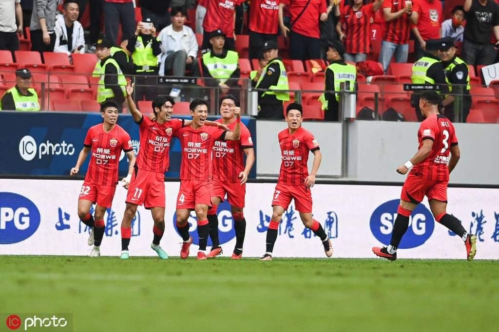 开云体育：中超-全场5张红牌！9人海港1-1泰山提前一轮夺冠